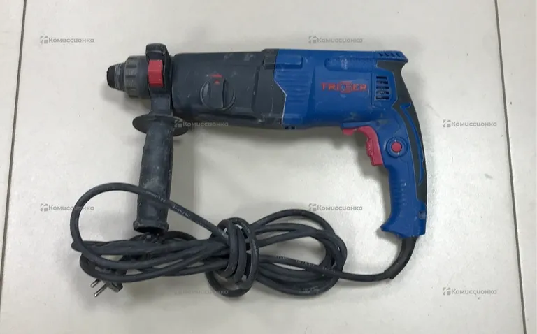 перфоратор TRIGER 900w