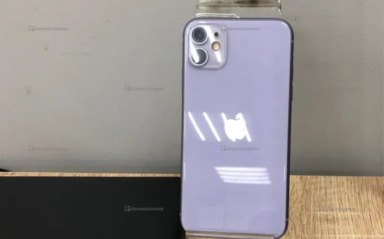 Apple IPhone 11 64 ГБ