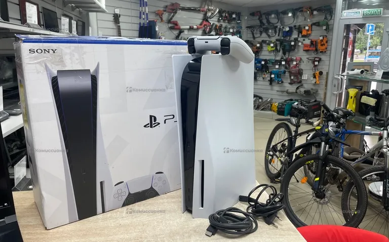 Приставка Sony PlayStation 5 с дисководом