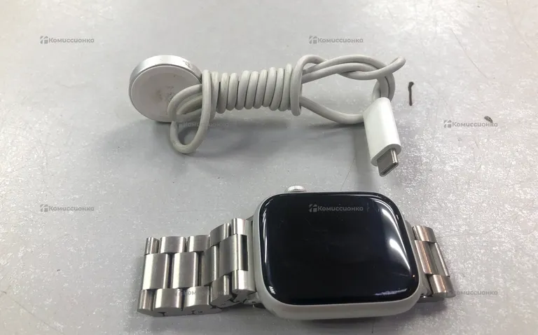 Часы  Apple Watch 8 45mm