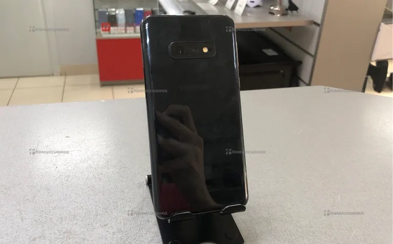 Samsung Galaxy S10e 6/128Gb