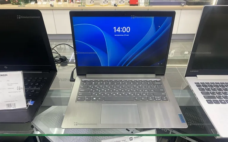 Ноутбук Lenovo i3-1115g4/8gb/256gb
