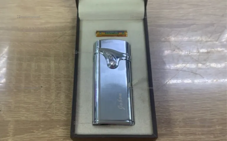 Газовая зажигалка Jobon