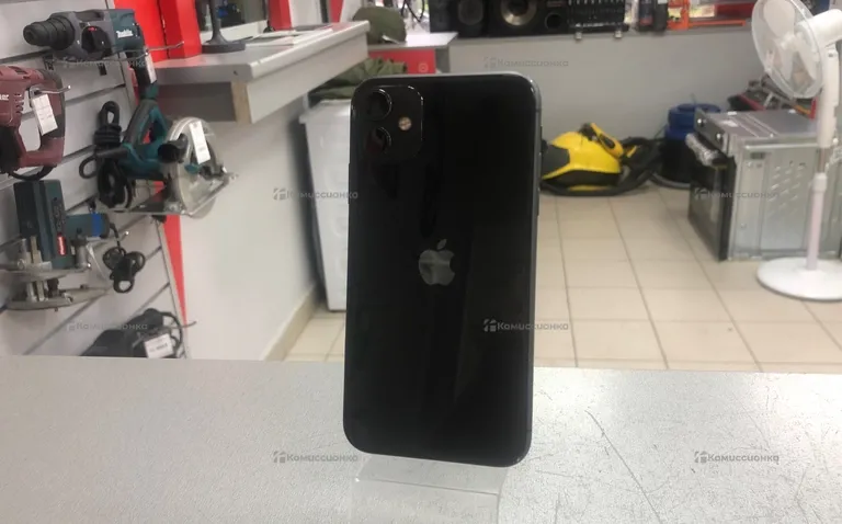 Apple IPhone 11 64 ГБ