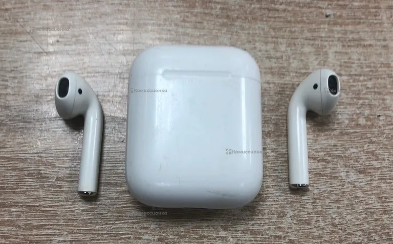Наушники  AirPods