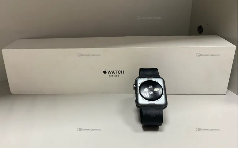 Часы  Apple Watch Series 3