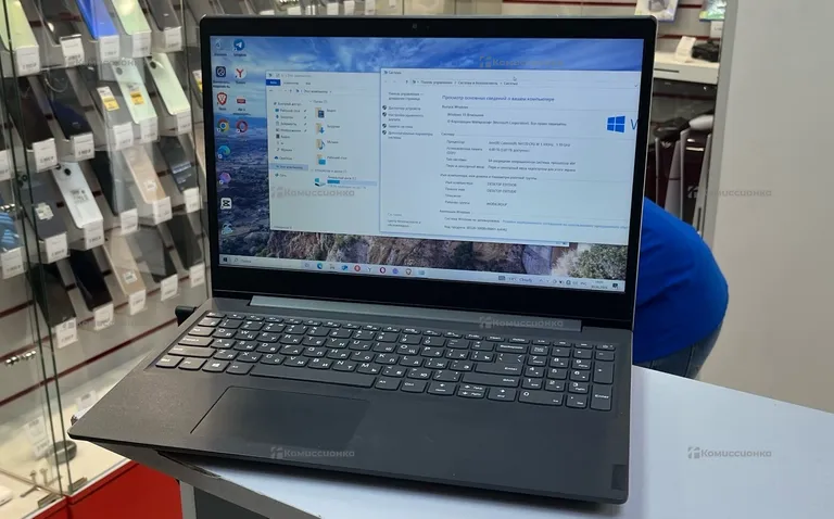 Ноутбук  Lenovo