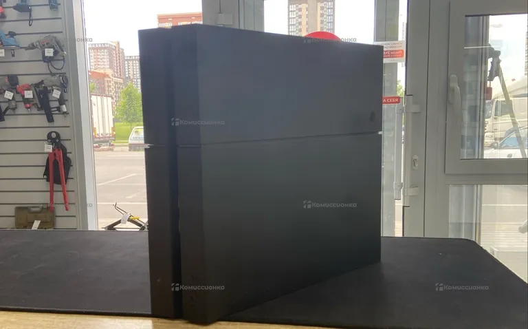 Приставка PS4. PS4 Fat 1Tb