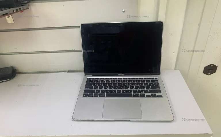 Ноутбук MacBook Air 13 m1