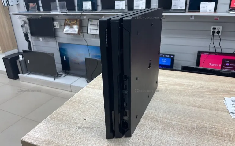 Приставка PS4. pro 1tb.