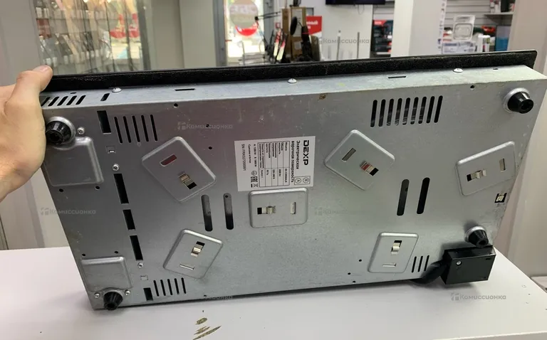 Плита индукционная dexp C25s