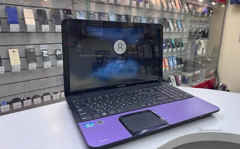 Ноутбук  Toshiba Satwllite C850-D2P