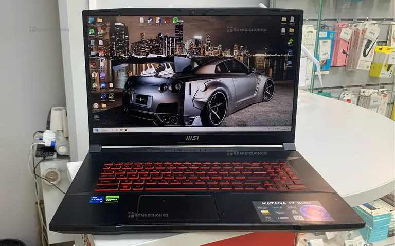 Ноутбук MSI Katana 17 B12UCR-1024XRU