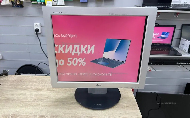 Монитор LG Flatron L1730S