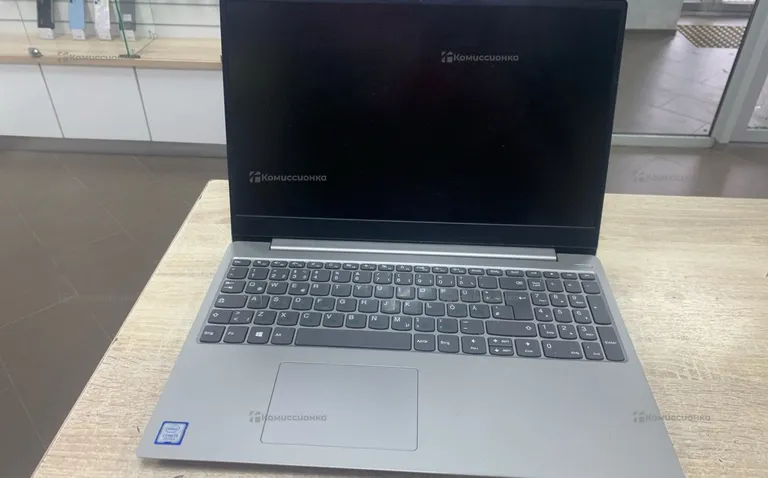 Ноутбук Lenovo ideapad 330S