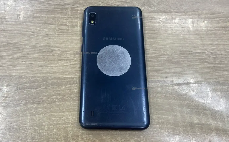 Samsung Galaxy A10 3/32 ГБ