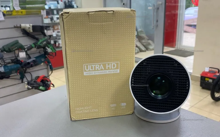 Проектор  LED LCD Projector AC100-260V