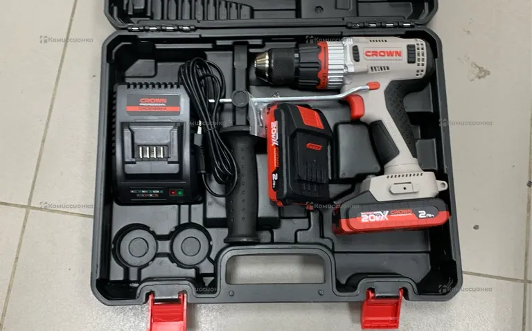 Аккумуляторный шуруповерт CROWN BL CT21090HMX-2 BMC