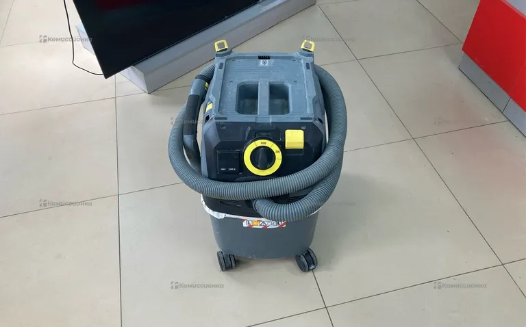 Пылесос  строительный karcher nt 30/1 ap te l