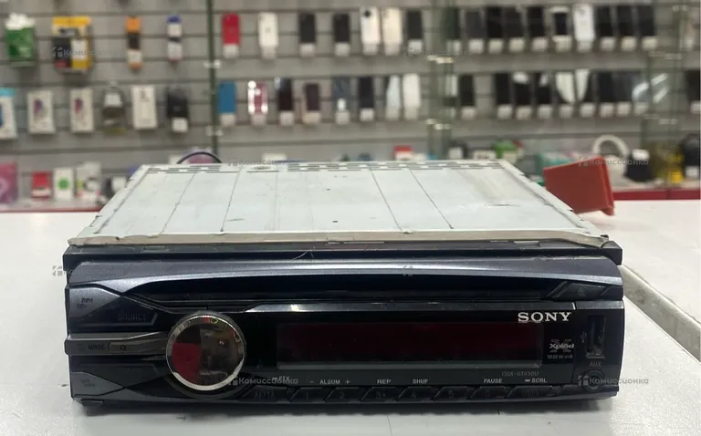 Автомагнитола  Sony GT450