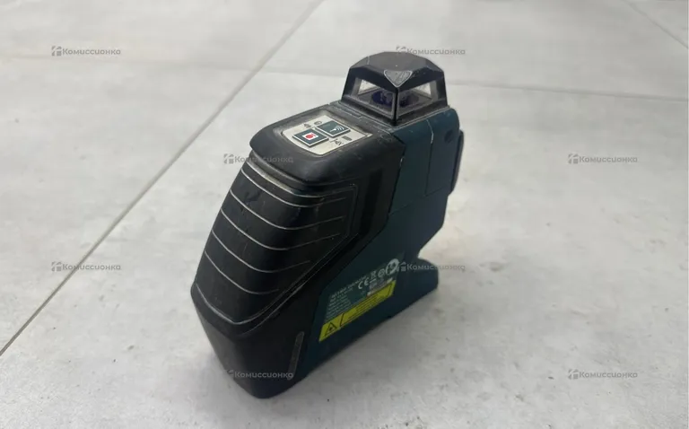 Лазерный уровень Bosch GLL2-80P