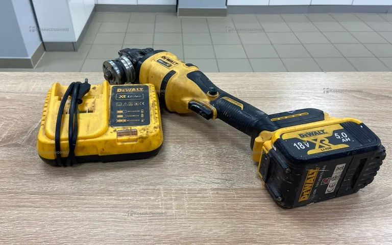 УШМ DeWalt 18V XR реплика