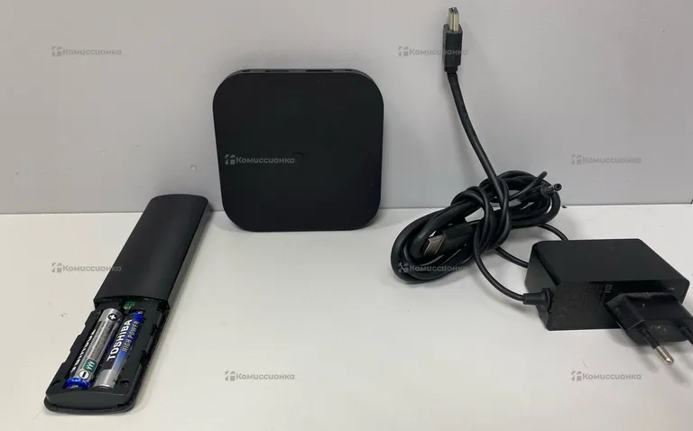 Цифровая ТВ приставка  mi box