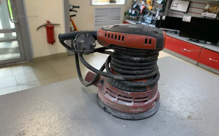 Эксцентриковая шлифмашина makita M9204
