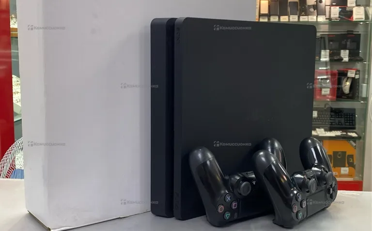 Приставка PS4. ps4 slim 500