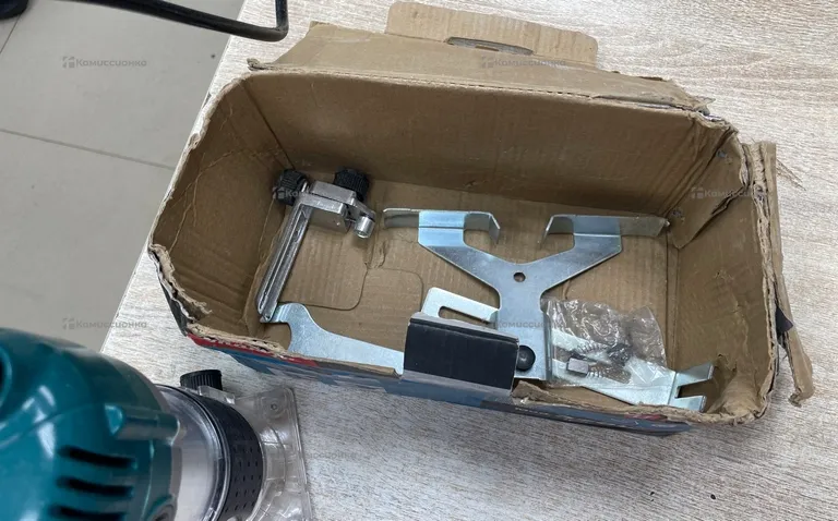 Фрезер Makita 3709A Rep