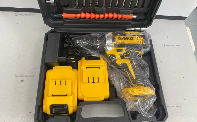 Шуруповёрт DeWalt реплика