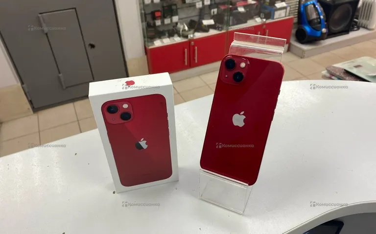 Apple iPhone 13 128 ГБ.