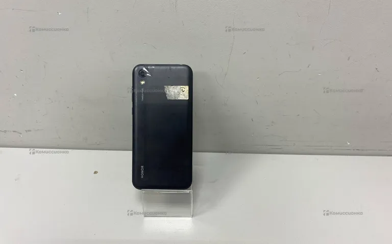 Honor 8S 2/32 ГБ.