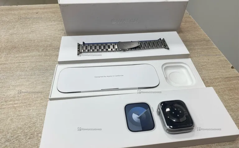 Часы  Apple Watch series 9 45mm