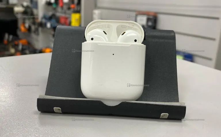 Наушники  AirPods
