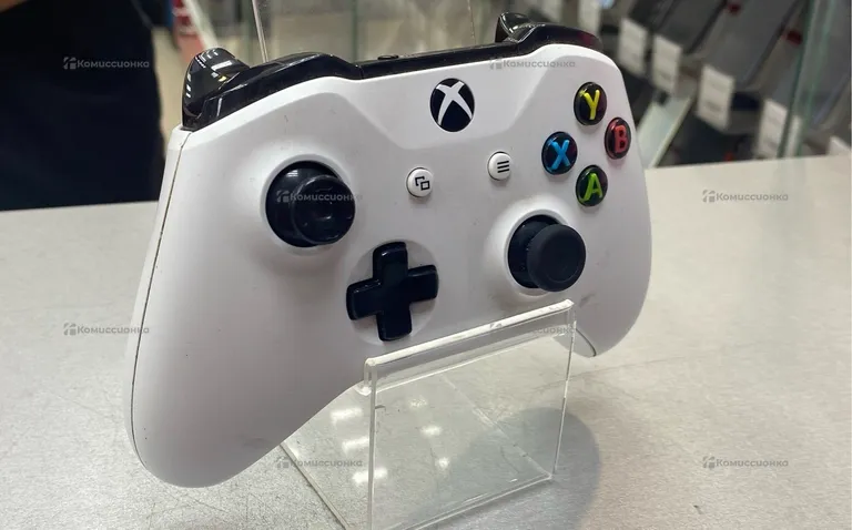 Джойстик XBOX one