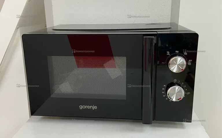 Микроволновая печь Gorenje MO17E1BH