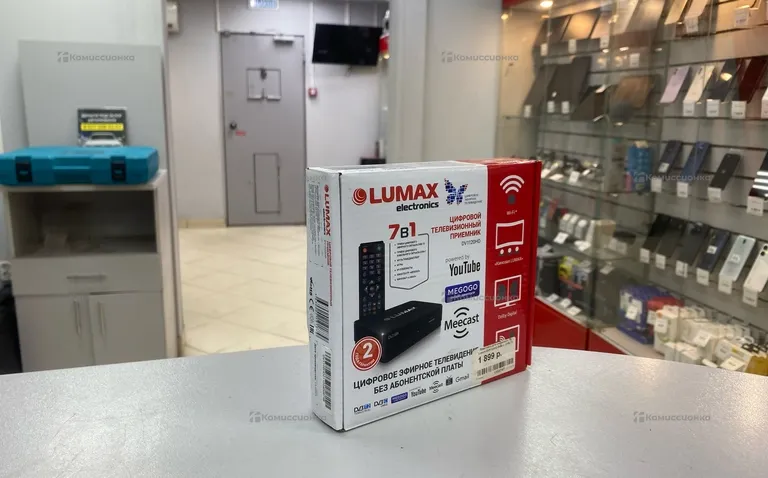 ты приставка  Lumax