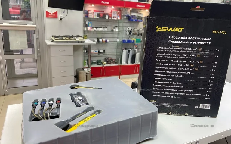 SWAT PAC-F4CU 1200w