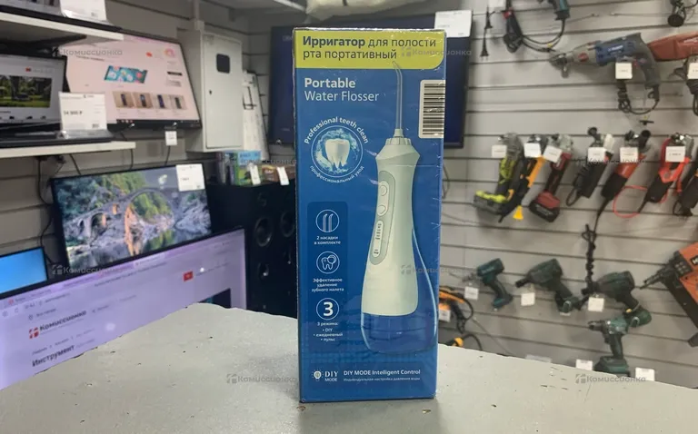 Ирригатор для полости рта  PORTABLE WATER FLOSSET