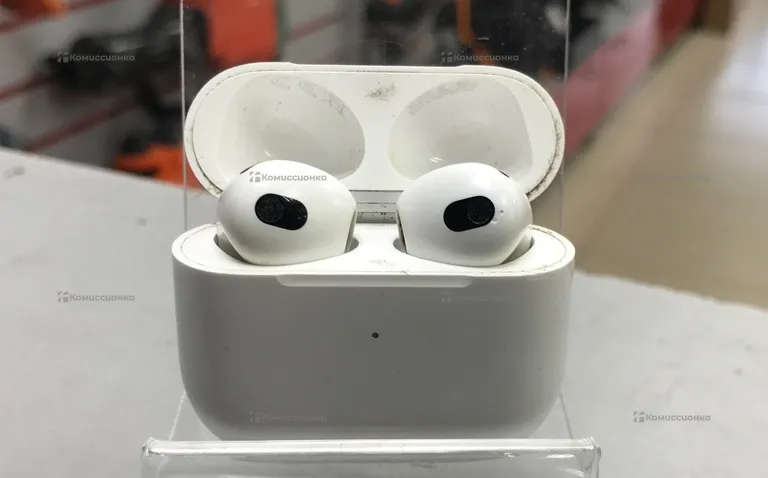 AirPods 3