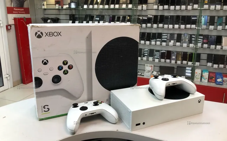 Приставка Xbox Series S 512 ГБ