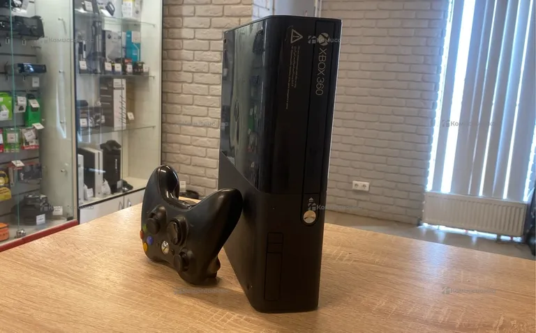 Приставка Xbox Xbox 360