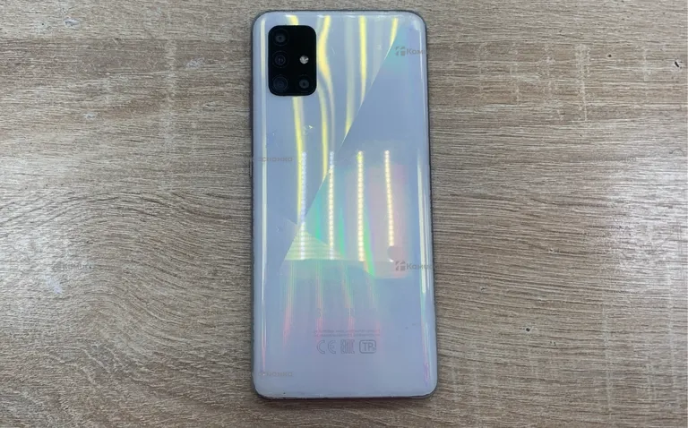 Samsung Galaxy A51 4/64 ГБ