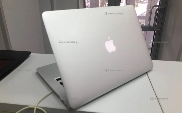 Ноутбук Macbook Air 13 2017