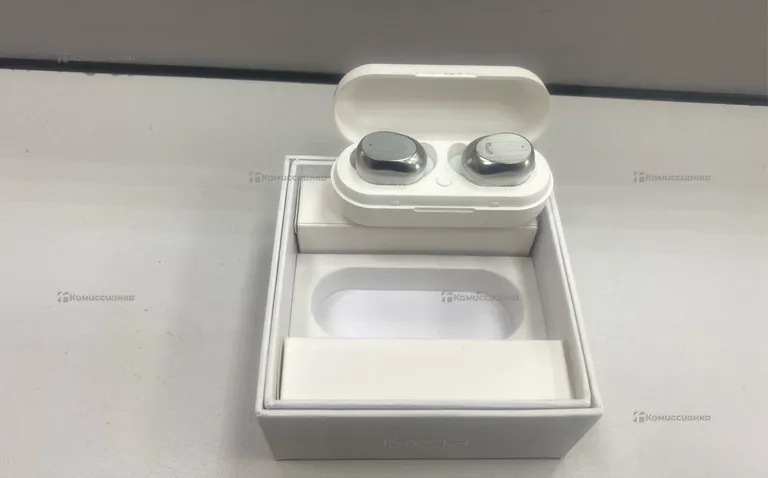 Наушники  Elari nanopods