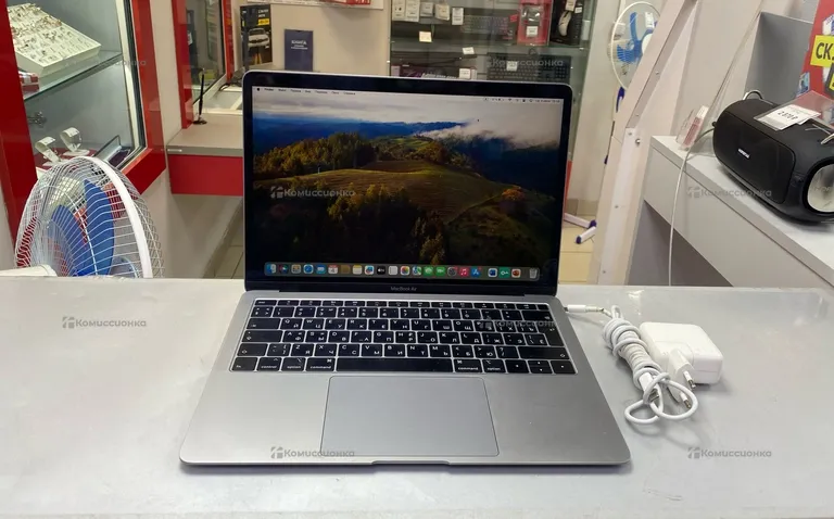 Ноутбук  MacBook Air
