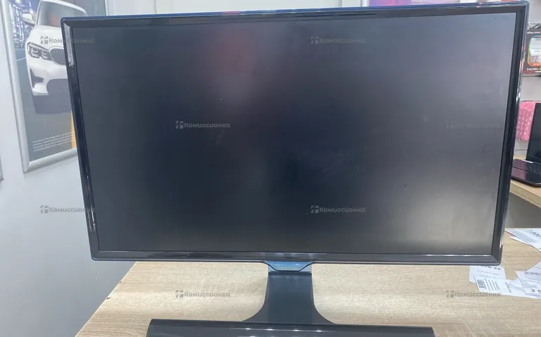 Монитор Samsung LS24e390