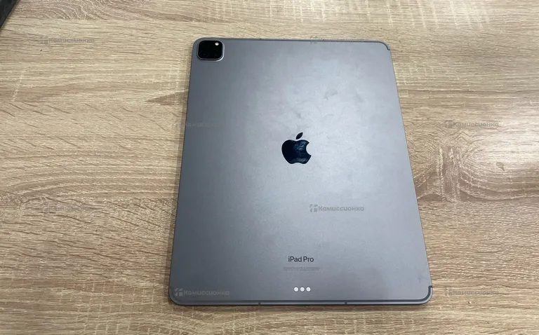 Apple iPad Pro (12,9-дюймовый) (6-го поколения) 25