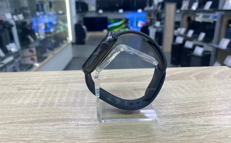 Часы  Apple Watch SE